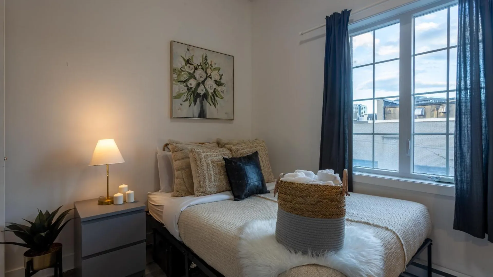 Chic And Spacious 3 Bedrooms In Griffintown Montréal